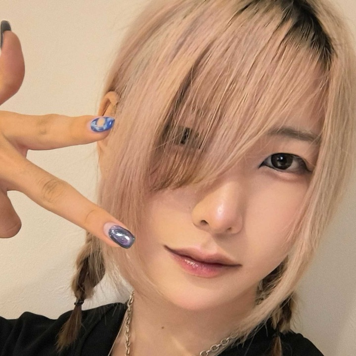 shio のポートレート